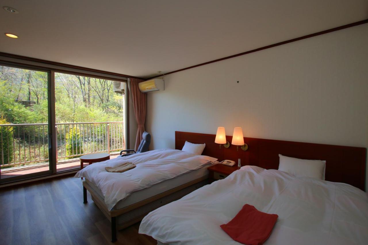 Hokkein-Onsen Kougen-Terrace Hotel โคโคโนเอะ ภายนอก รูปภาพ